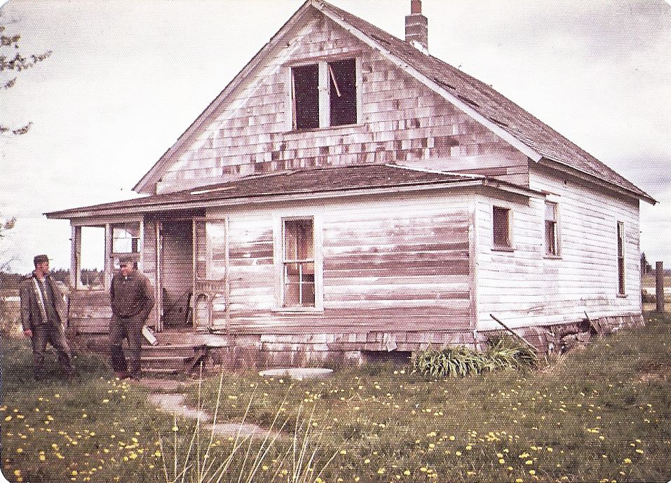 Old house where parsonage stands now